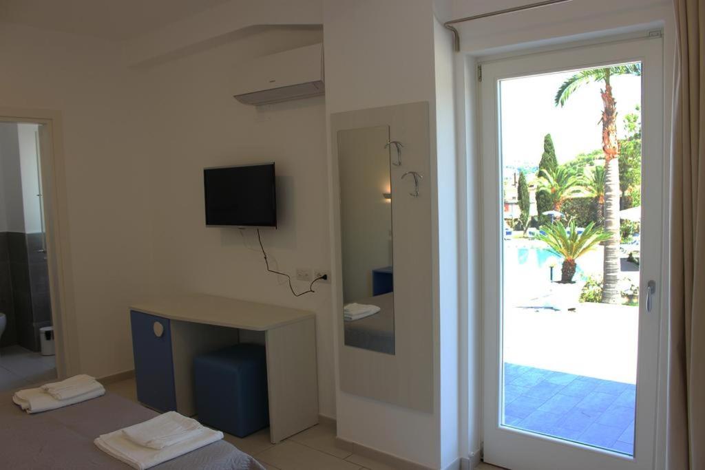 Hotel La Tombola Agropoli Exterior photo